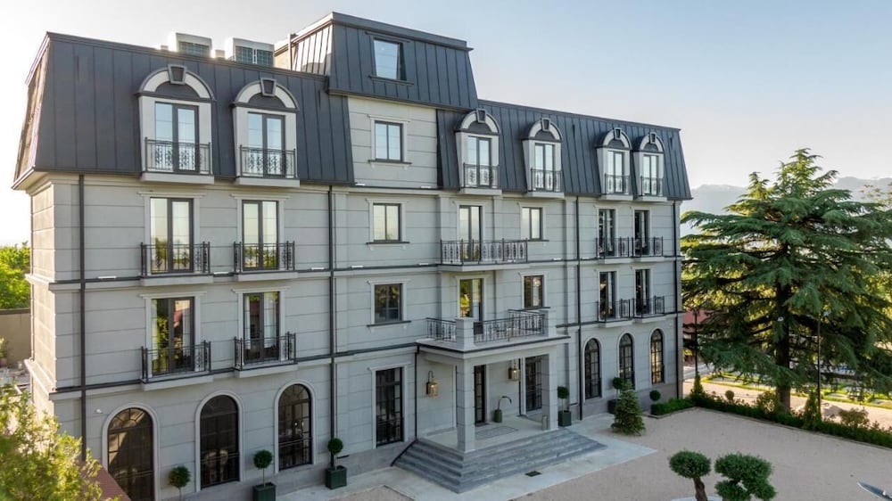 «Esquisse Boutique Hotel» / «Эскиз» бутик-отель